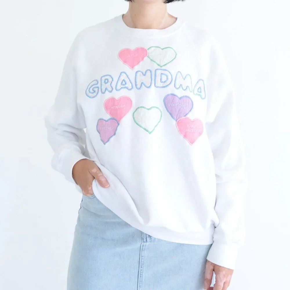 Vintage Lee Midweight Cotton White Grandma  Embroidered Hearts.Crew Sweater 2X